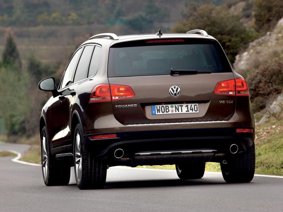  Volkswagen Touareg V8 TDi 2010 года  (фото 4 из 18)